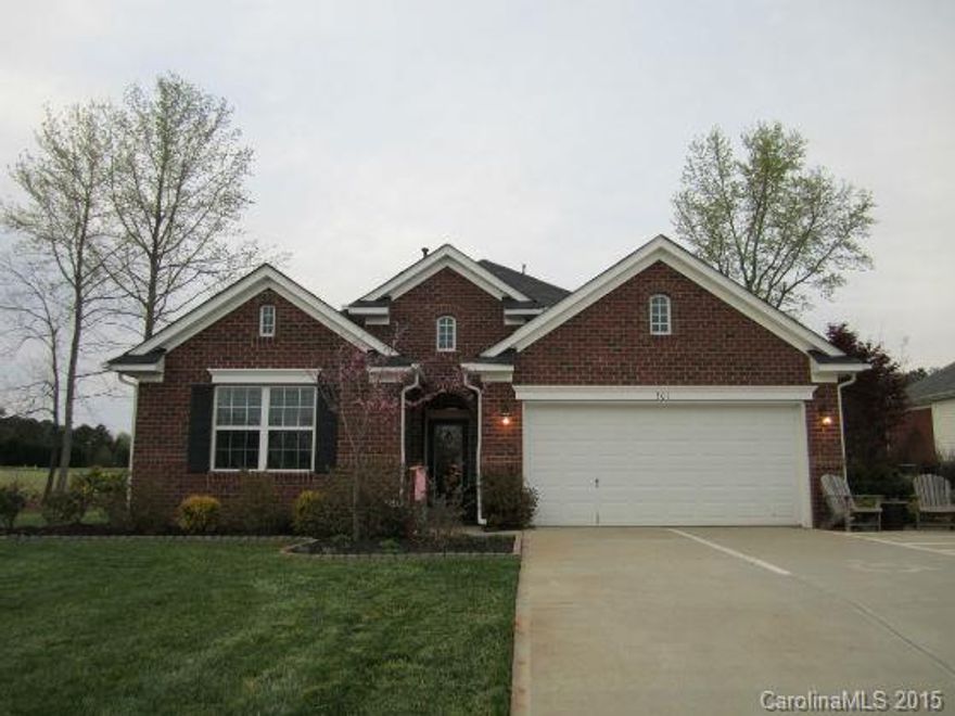 Gorgeous ranch home sits on a .52 acre lot. Great floor plan with exceptional upgrades! Outstanding kitchen w/ granite countertops to prepare that perfect meal! Relax in the master suite or cozy up in the master sitting room with a good book. You will love the beautiful built in bookshelves and desk to display your favorite mementos. Home has too many features to list! You will enjoy calling this place home with the gorgeous landscaping!