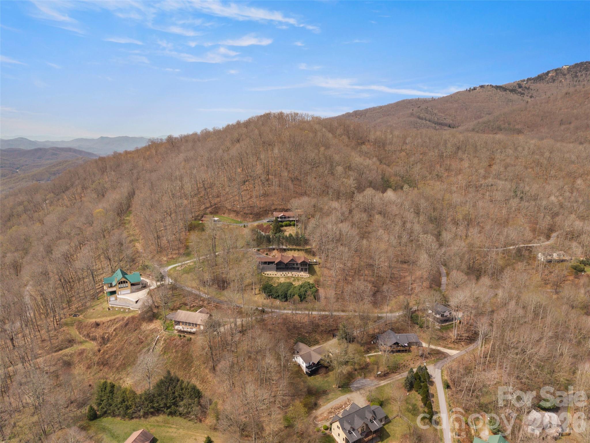 Walker-In-The-Hills - Residential