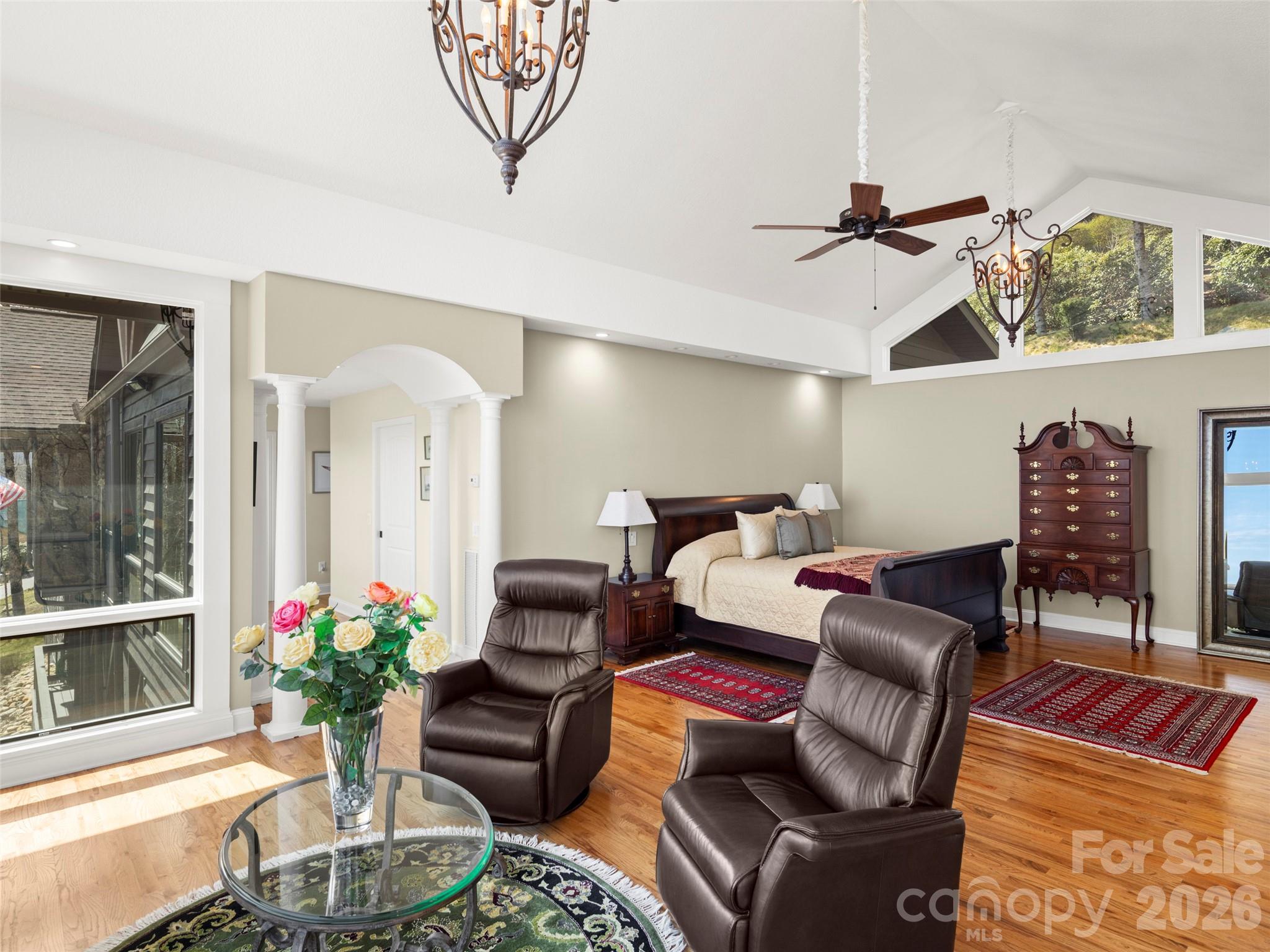 Walker-In-The-Hills - Residential