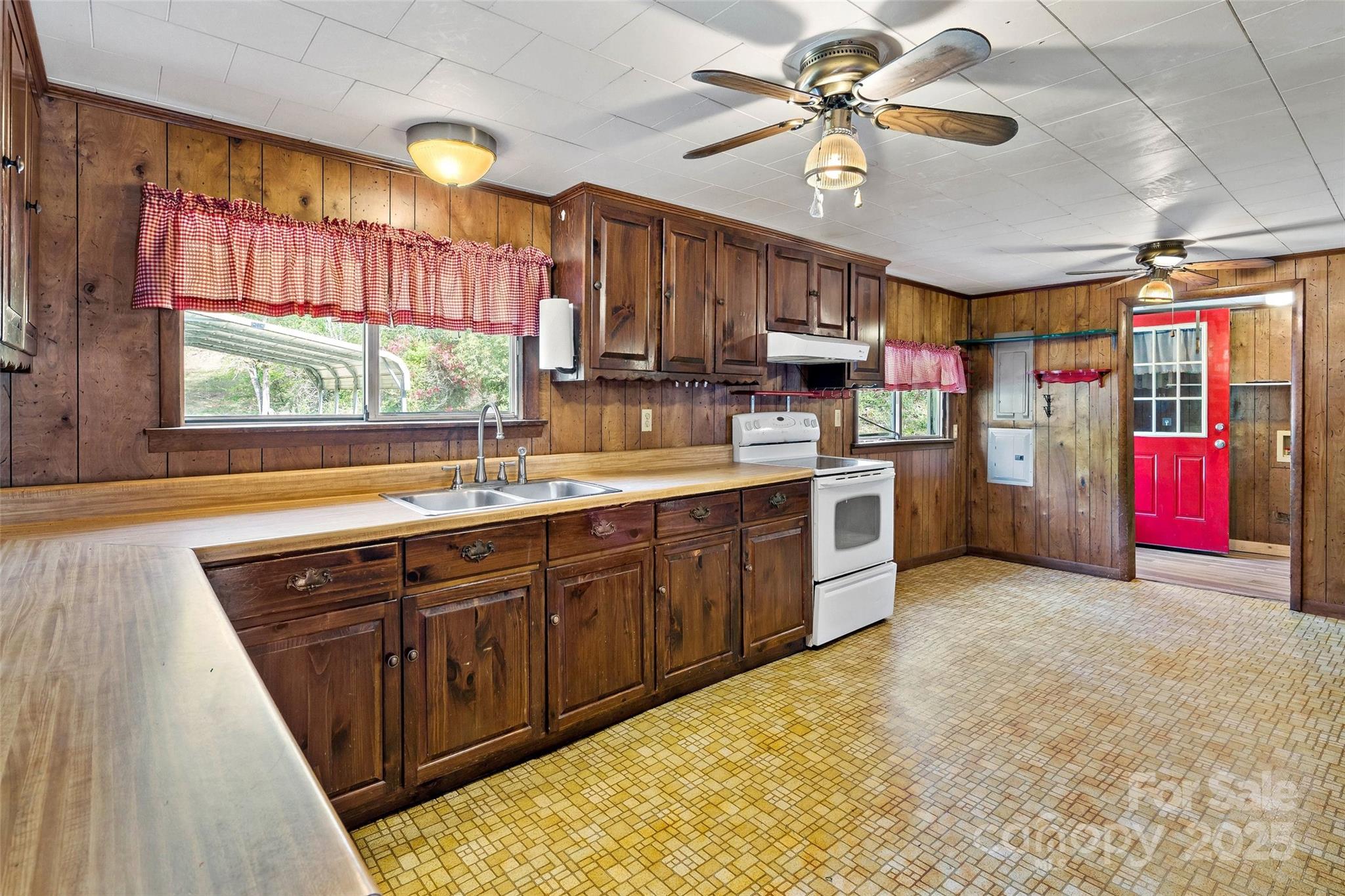 1470 Lytle Mountain Road