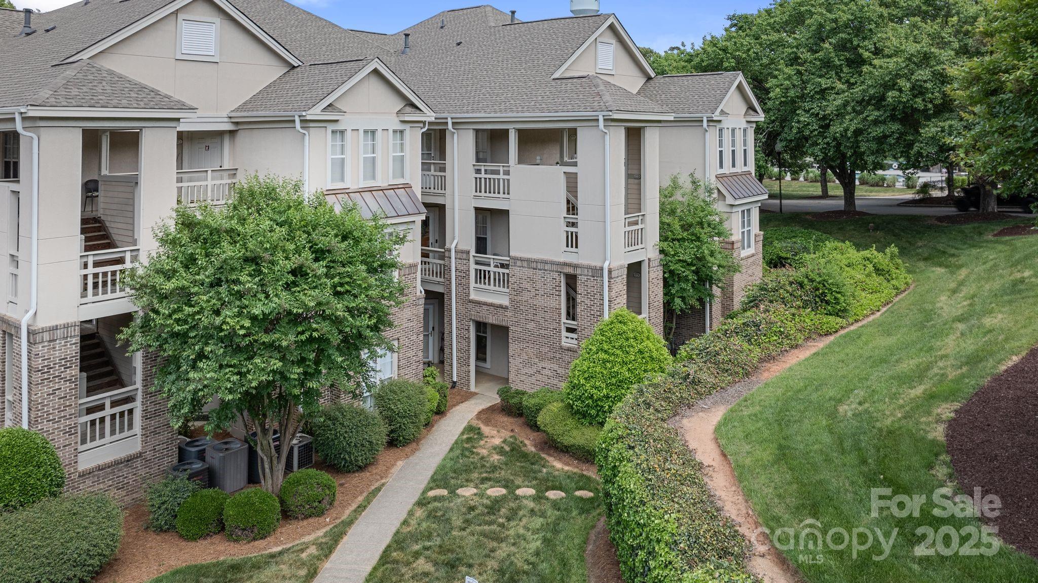 108 Pier 33 Drive 414