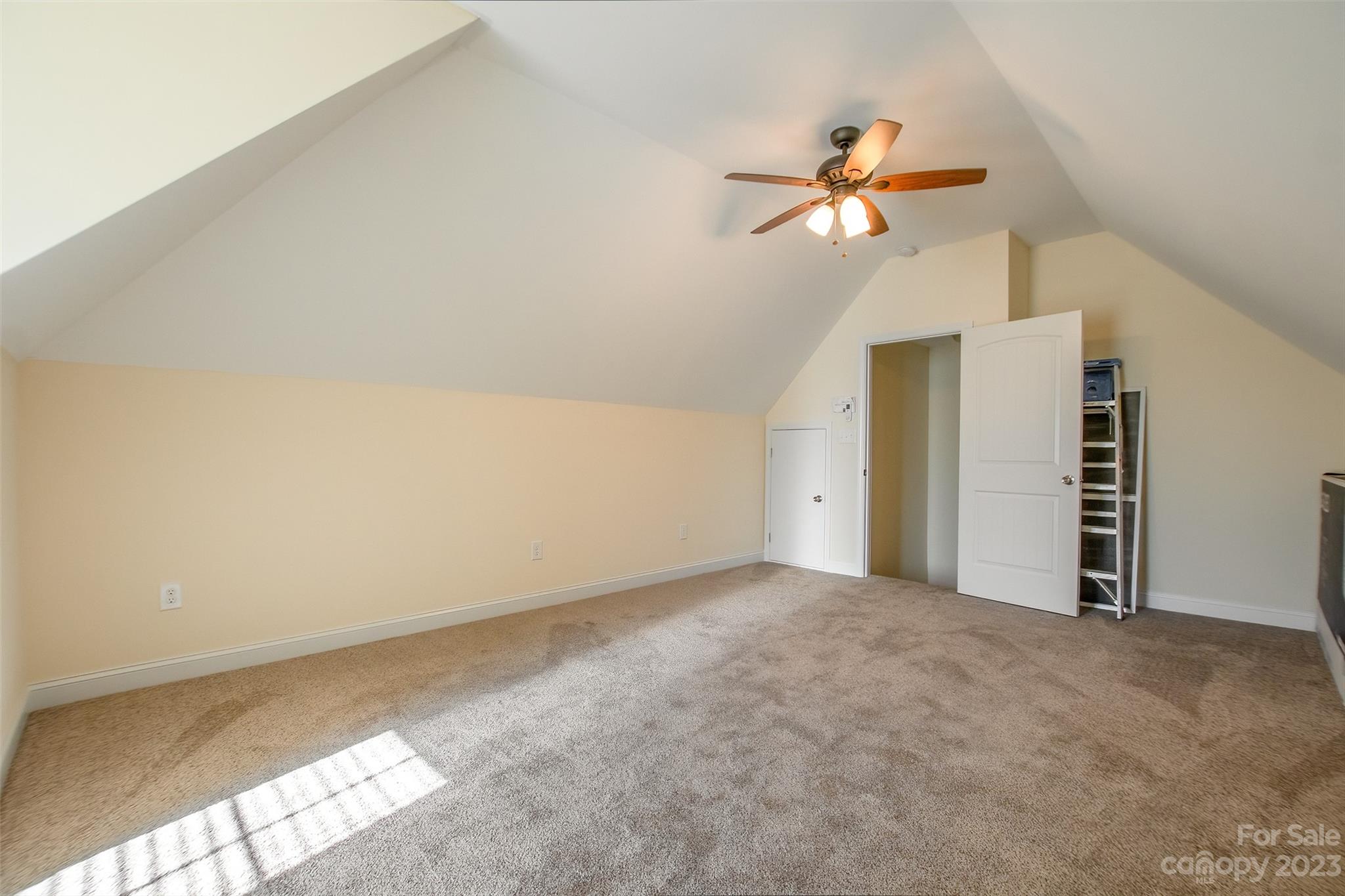 Sanders Landing - Residential