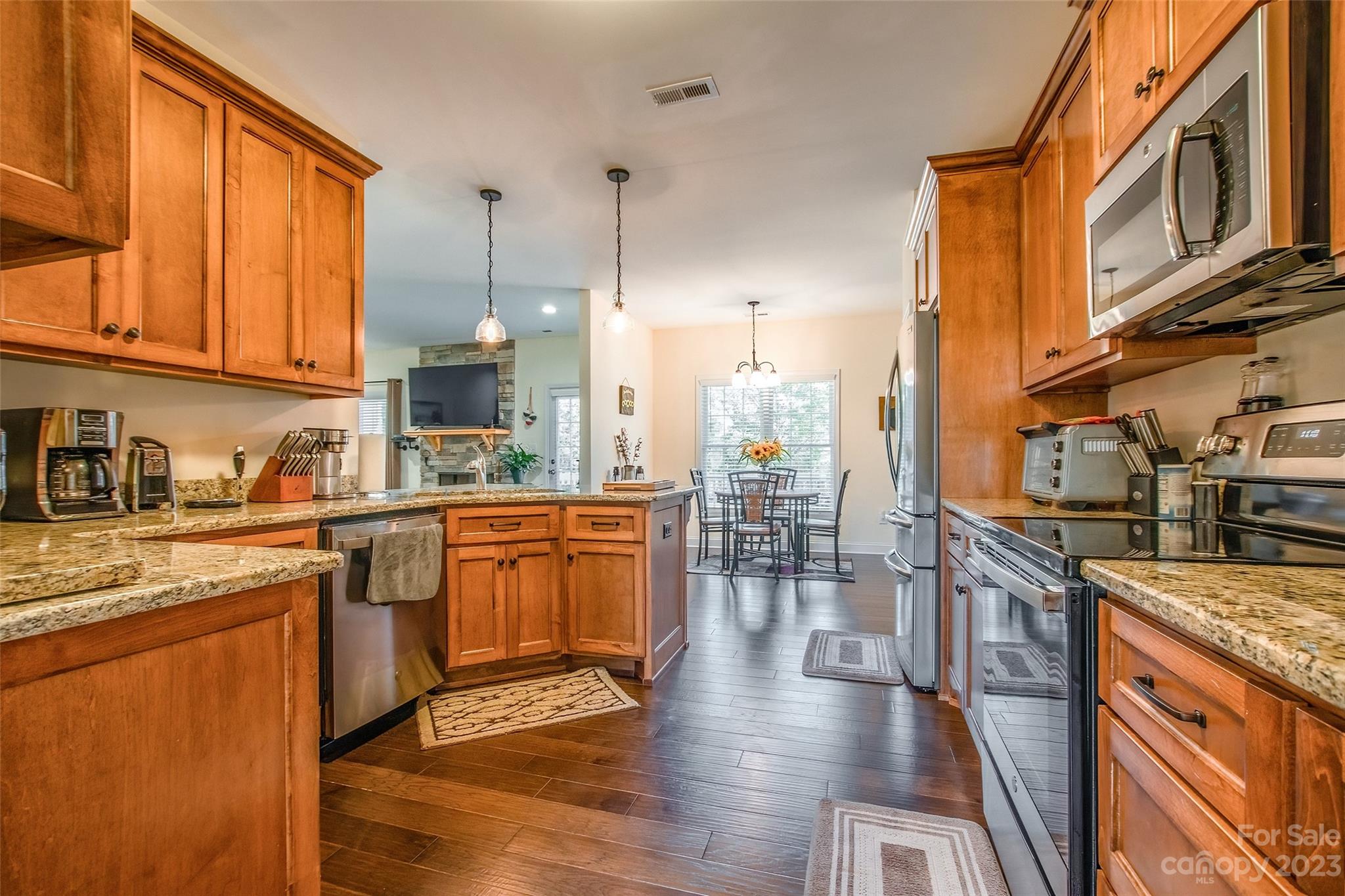 Sanders Landing - Residential