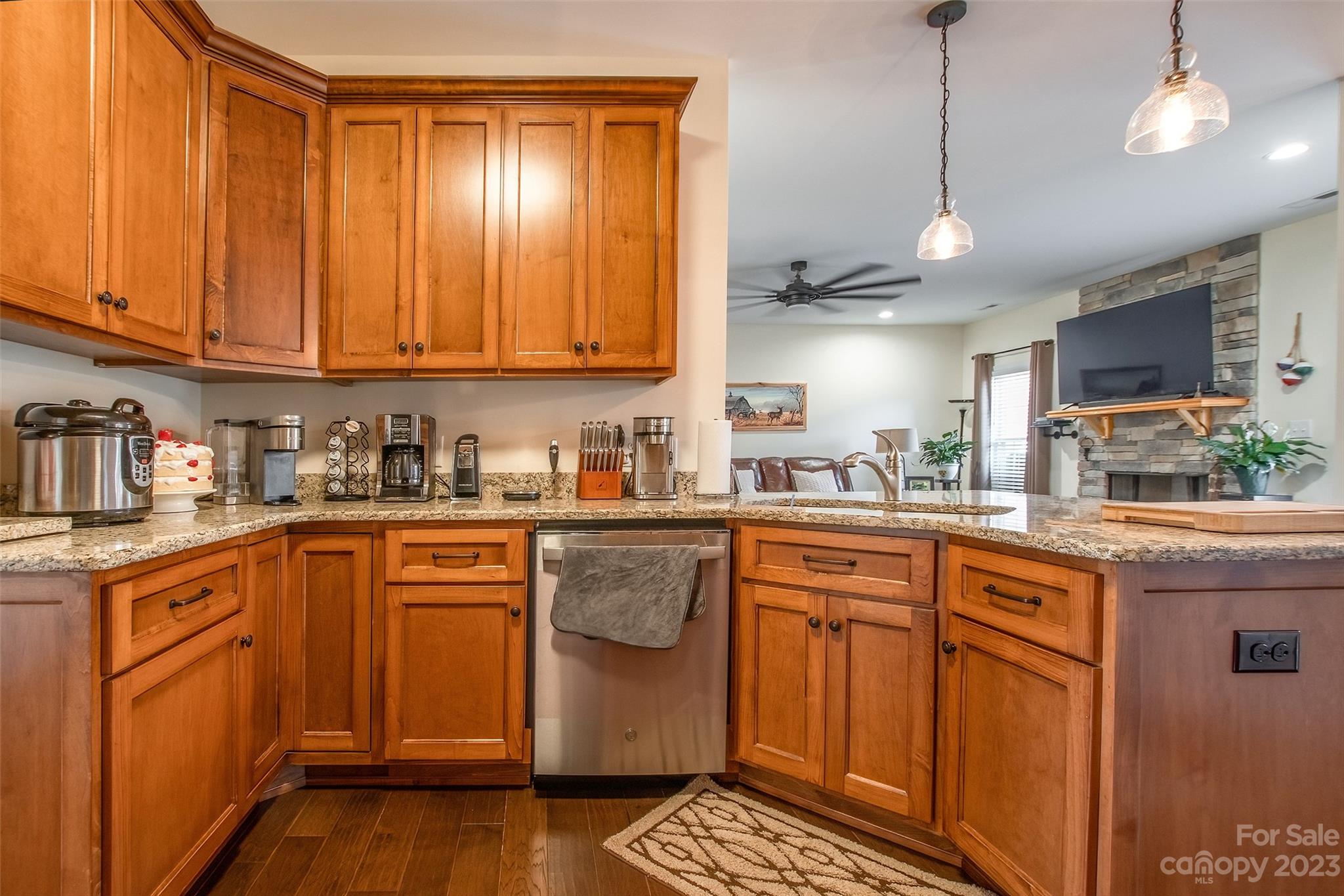 Sanders Landing - Residential