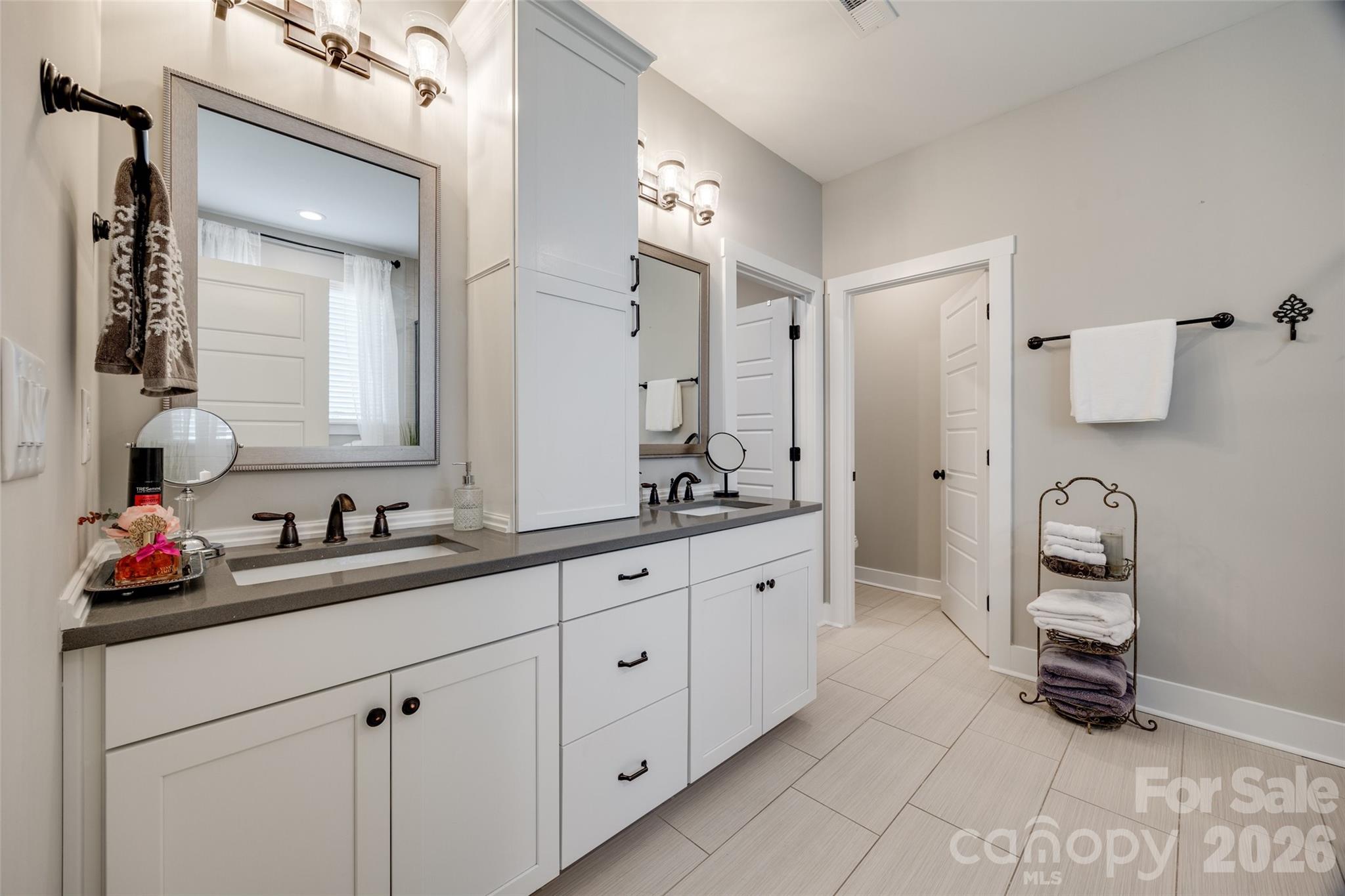 Paddlers Cove - Residential