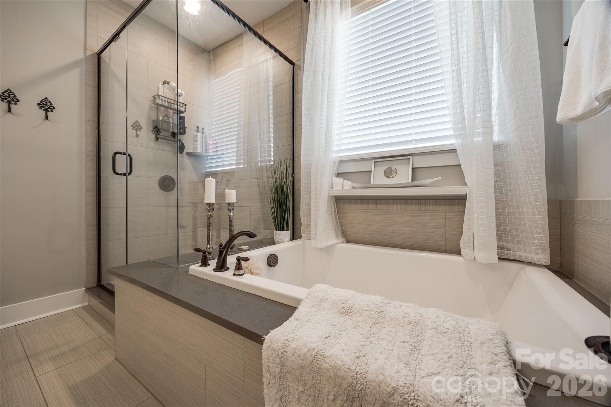 Paddlers Cove - Residential