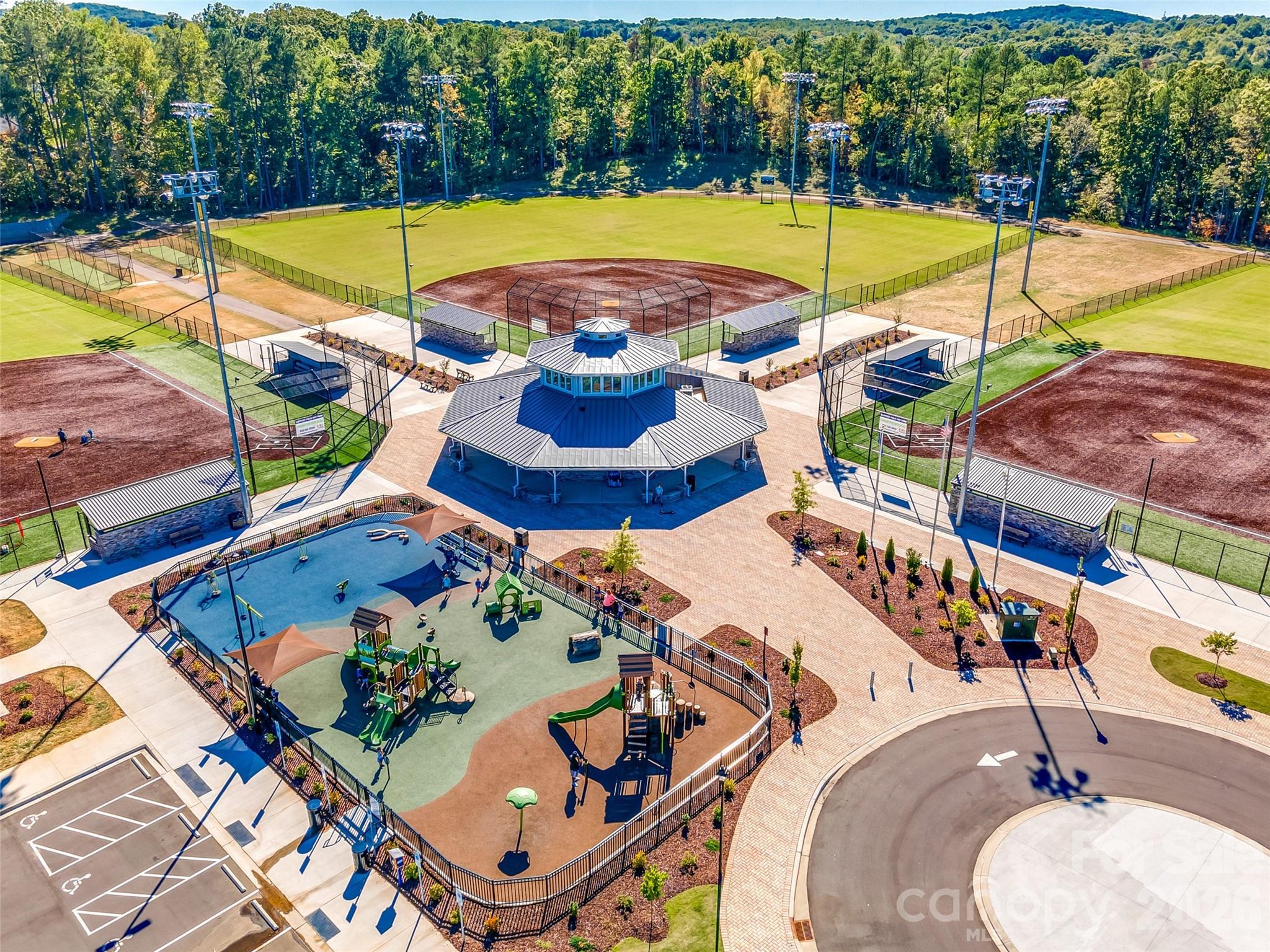 Paddlers Cove - Residential