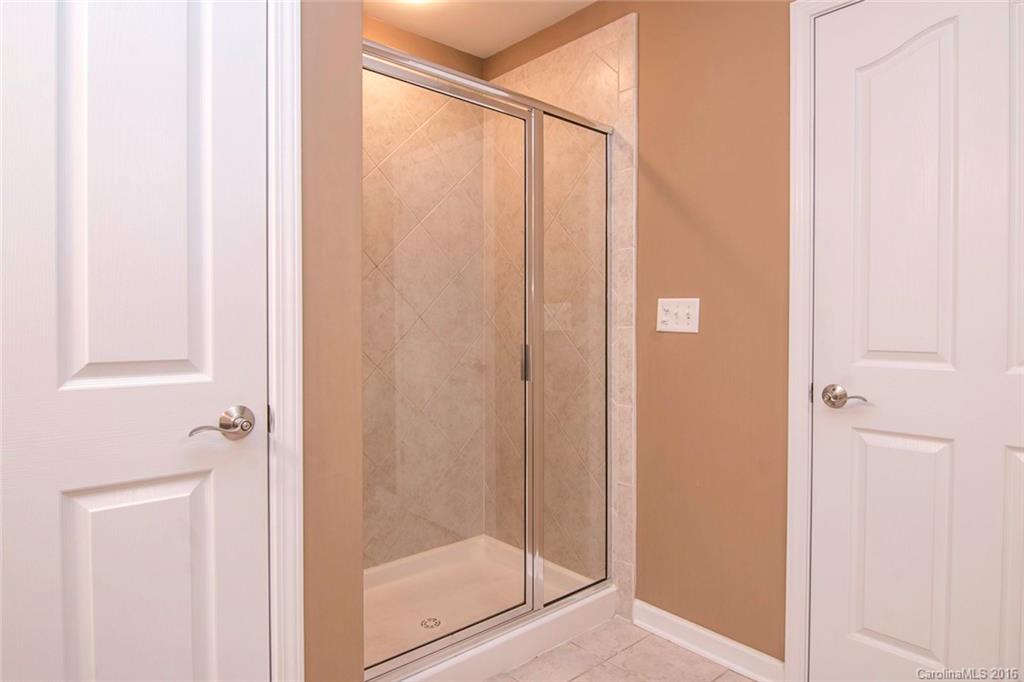 Lake Shore On Lake Wylie - Residential