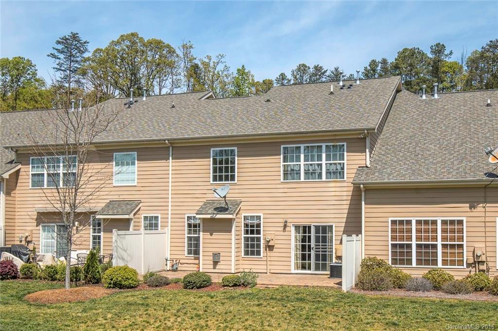 Lake Shore On Lake Wylie - Residential