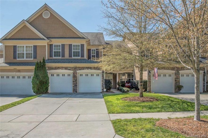 Loads of living space and sweeping golf course views highlight this great townhome. Covered entry, formal dining and living areas w/hardwood floors, gourmet kitchen w/SS appliances and loads of counter space. Breakfast and den overlook oversized patio and golf course. MBR offers 2 walk in closets and spa bath. Exterior maintance included in HOA. Golf and lake community