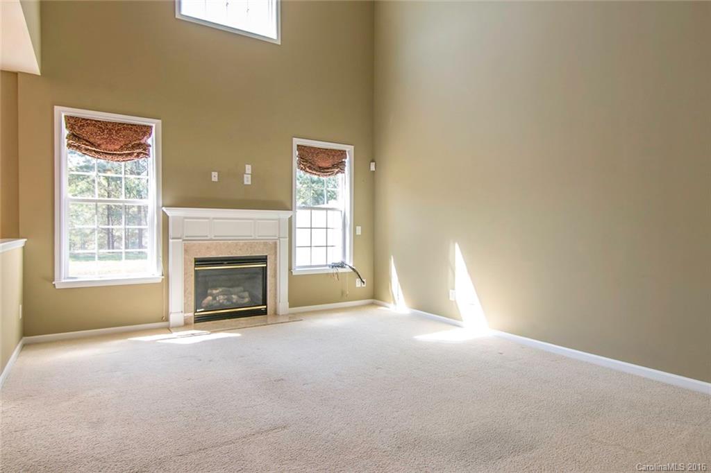 Lake Shore On Lake Wylie - Residential