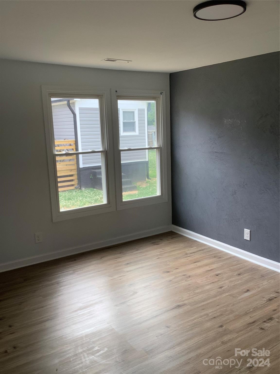 Oakdale Park - Residential Income