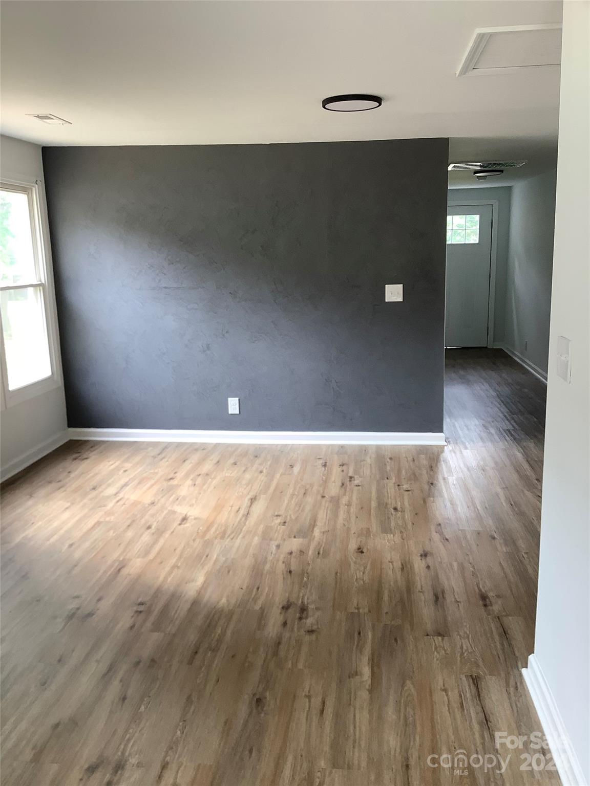 Oakdale Park - Residential Income