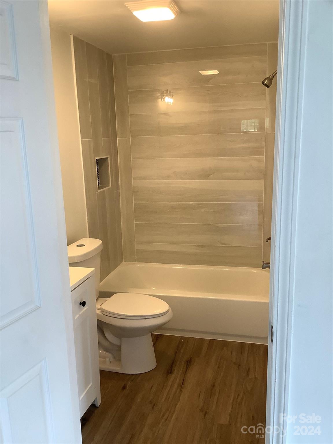 Oakdale Park - Residential Income