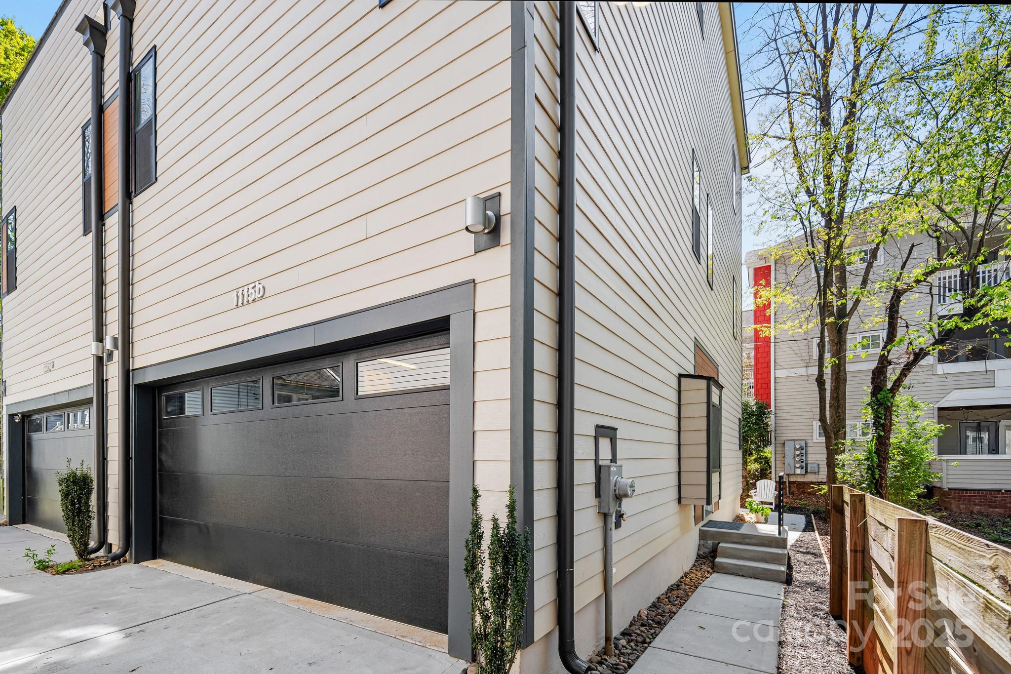 1115 Greenleaf Avenue B