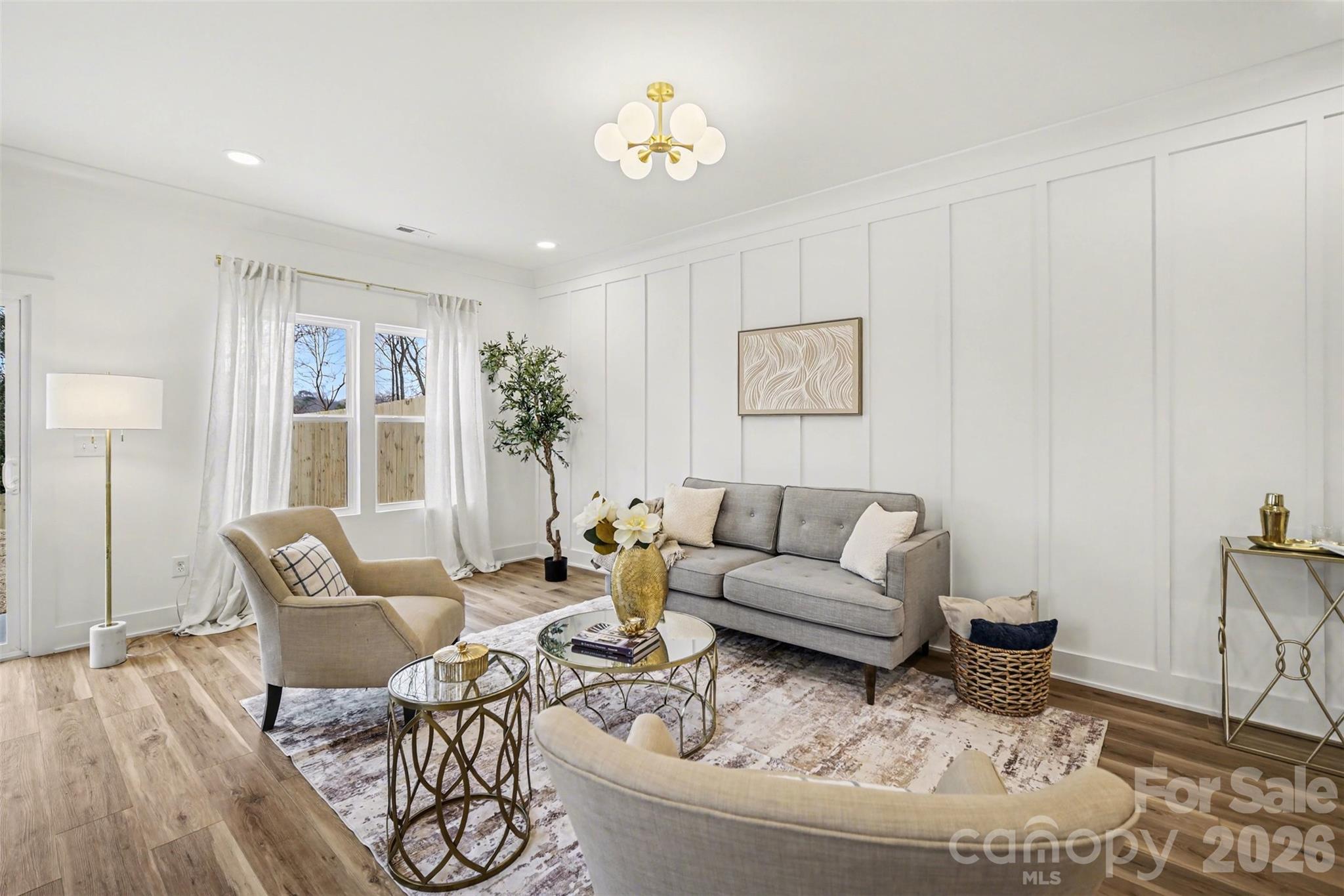 3211/3209 Ross Avenue