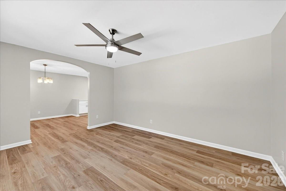 Mcclintock Woods - Residential