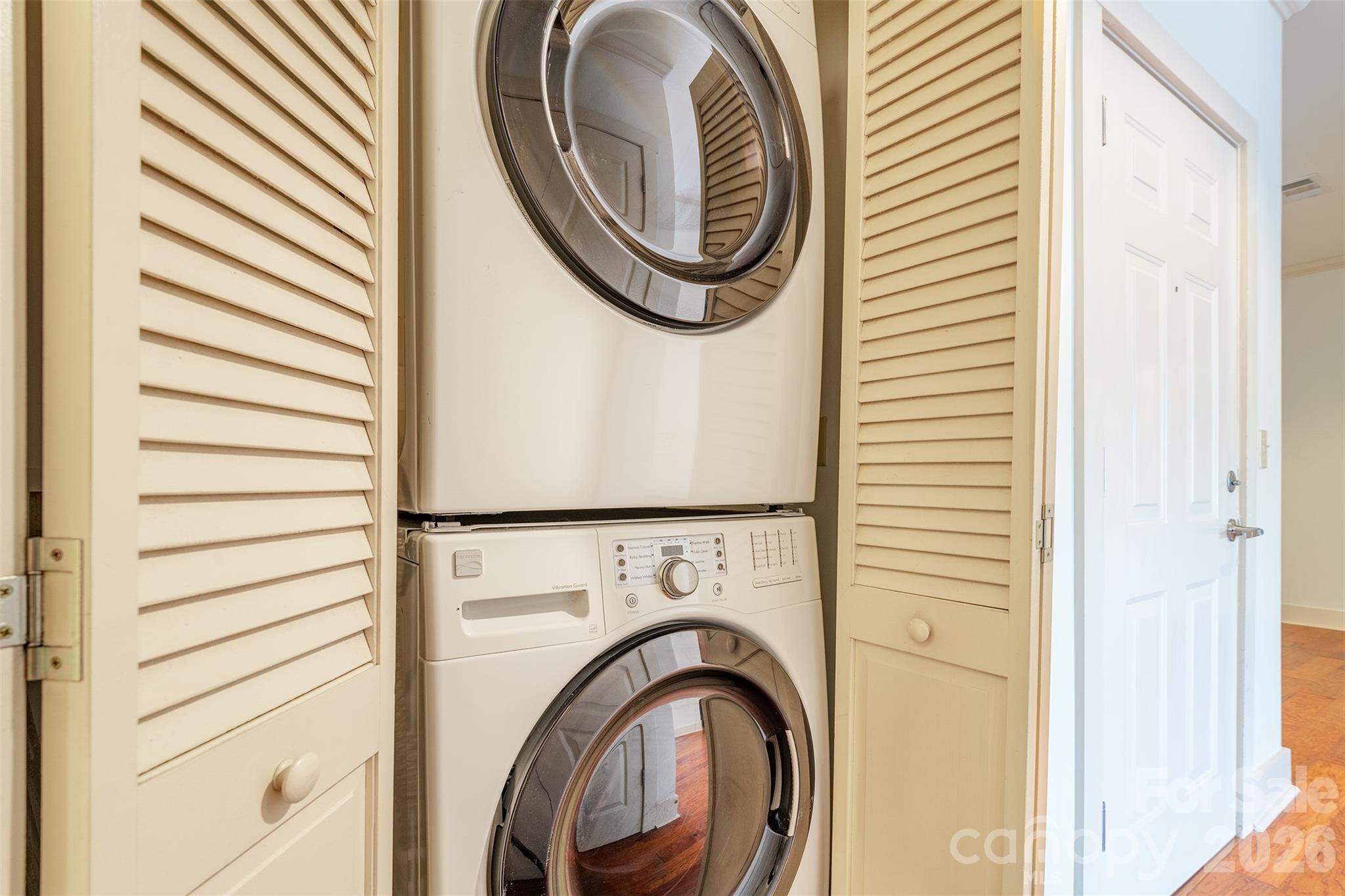 Beaucatcher House - Residential