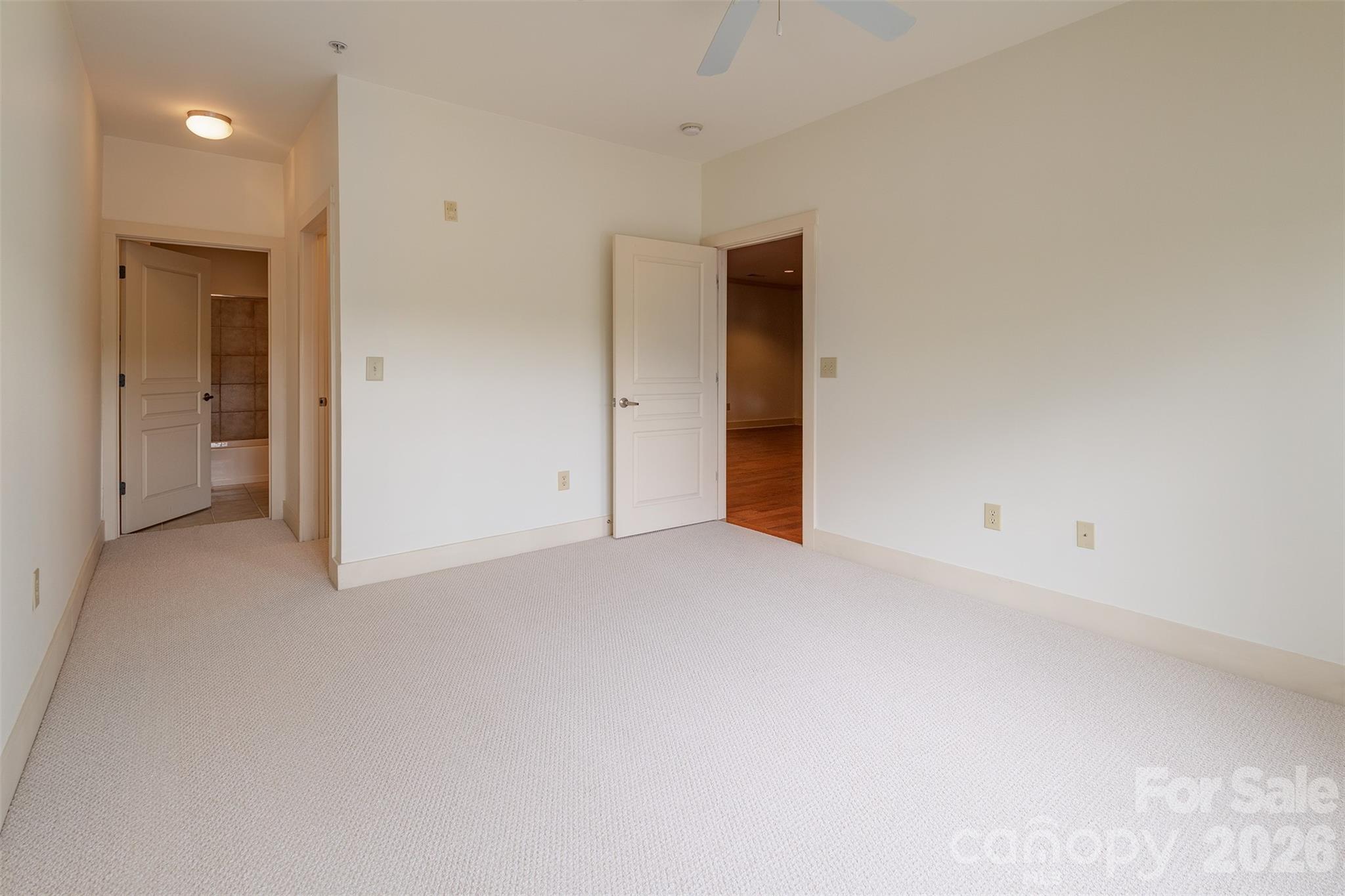 Beaucatcher House - Residential