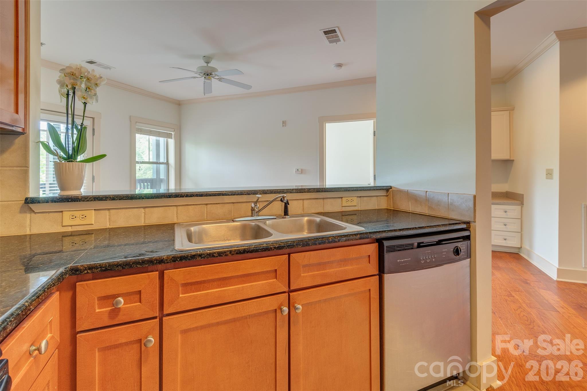 Beaucatcher House - Residential