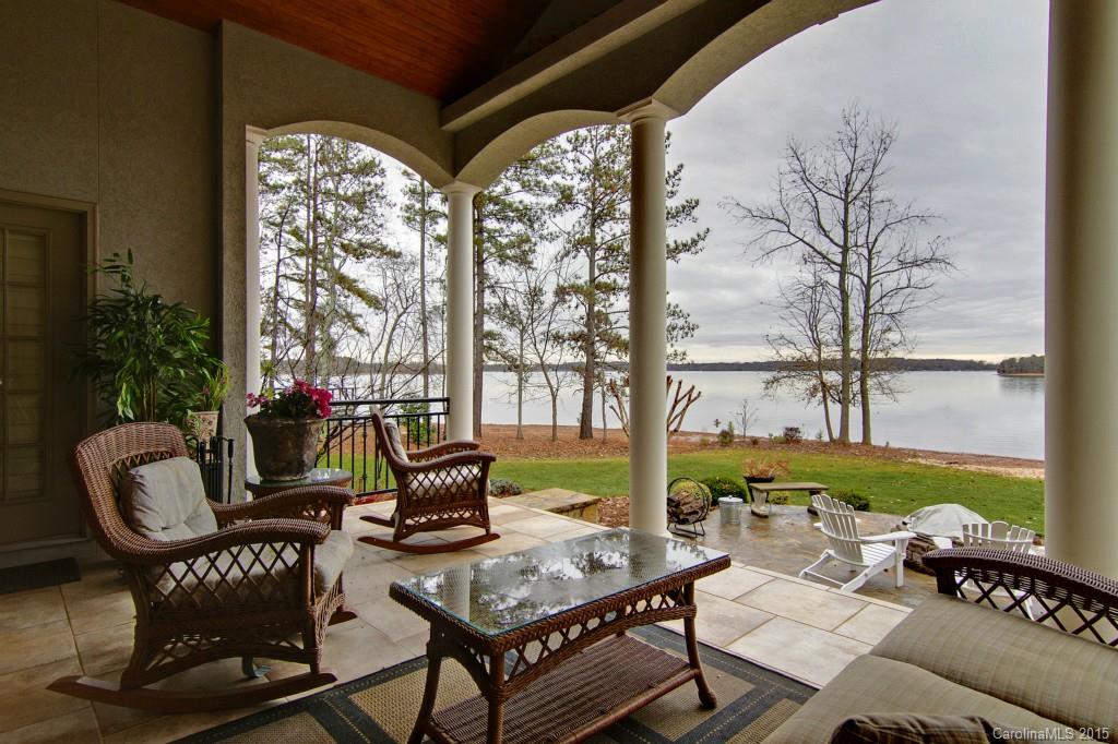 The Harbour At The Pointe - Residential