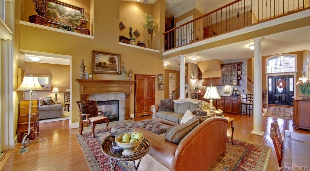 The Harbour At The Pointe - Residential