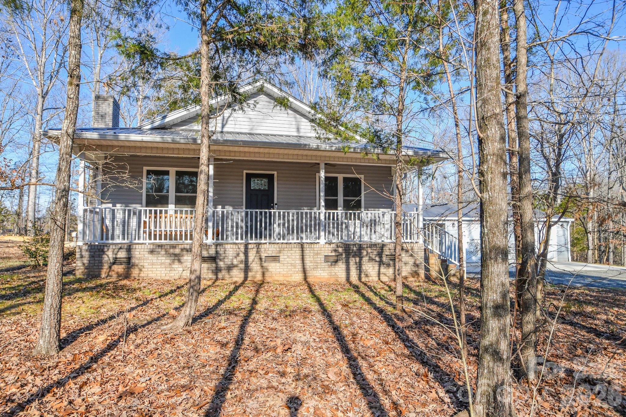 1220 Alvin Hough Road