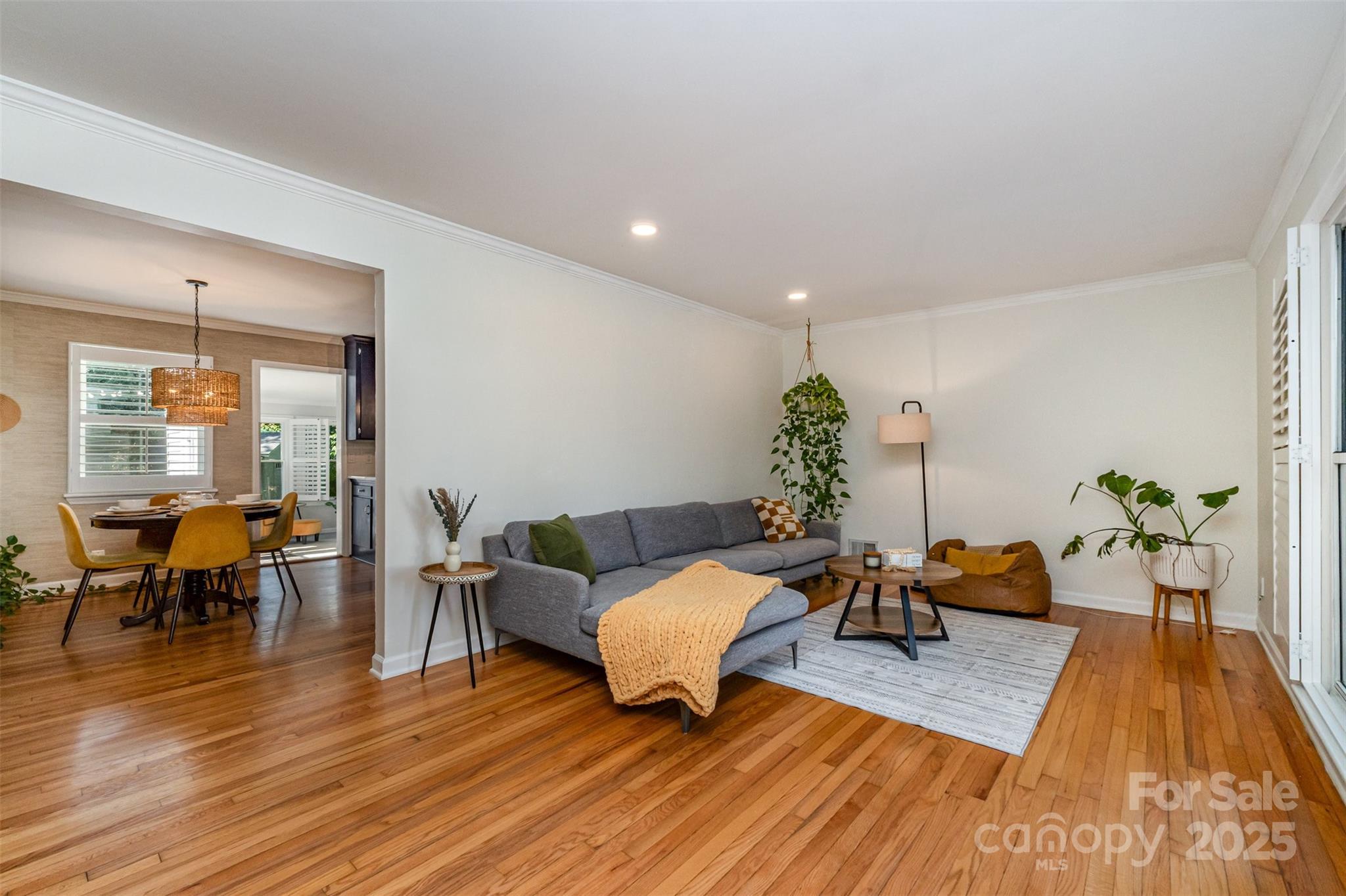 4432 University Drive