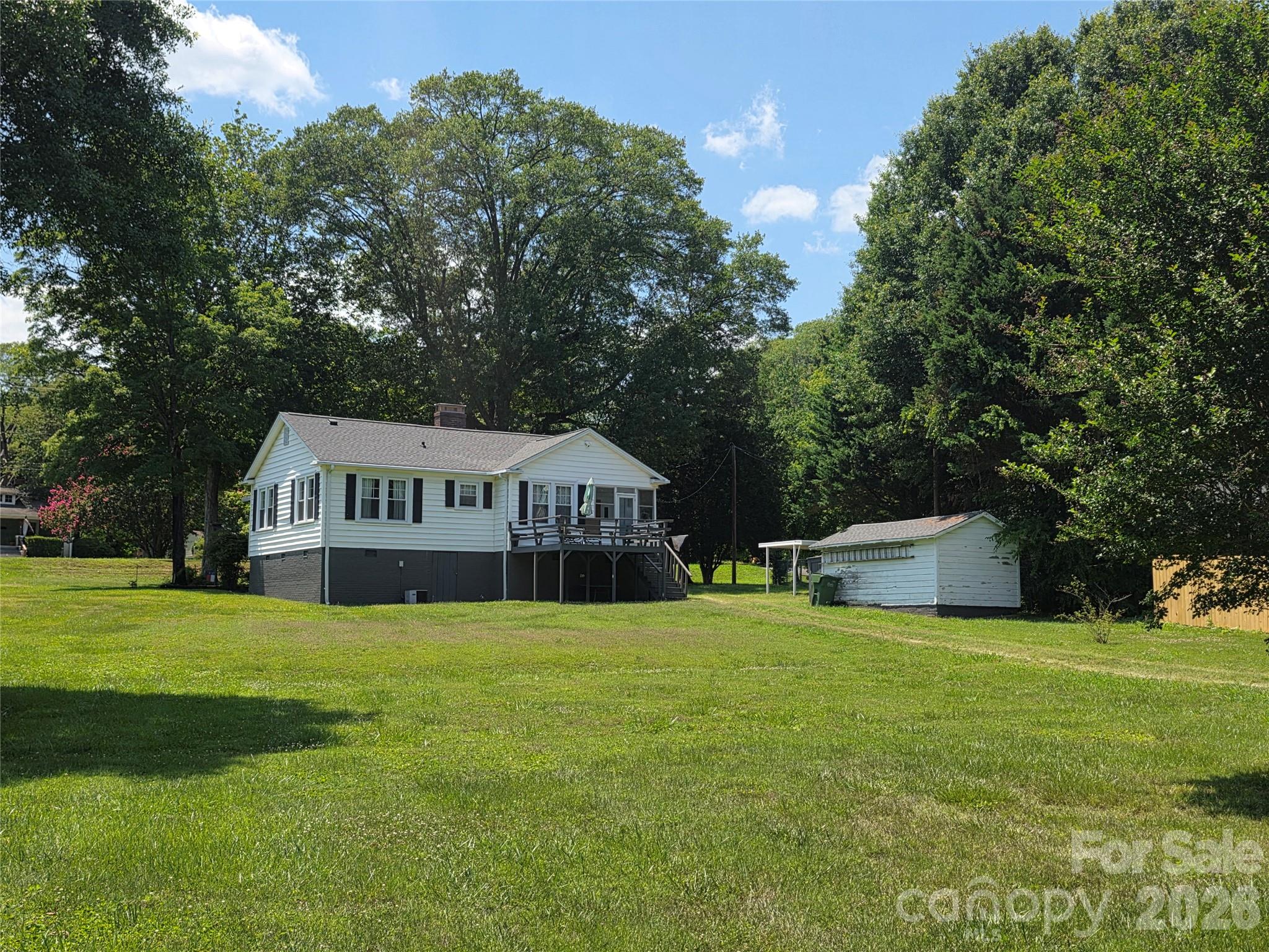 1106 N Main Street