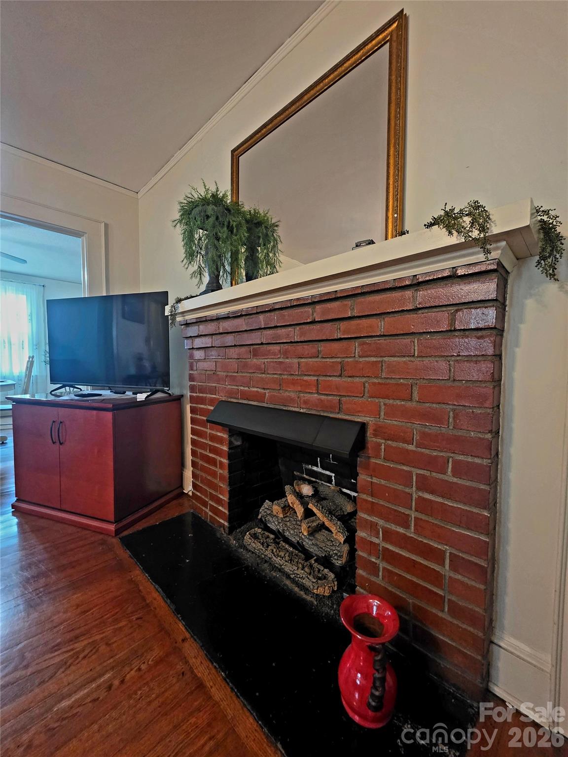 1106 N Main Street