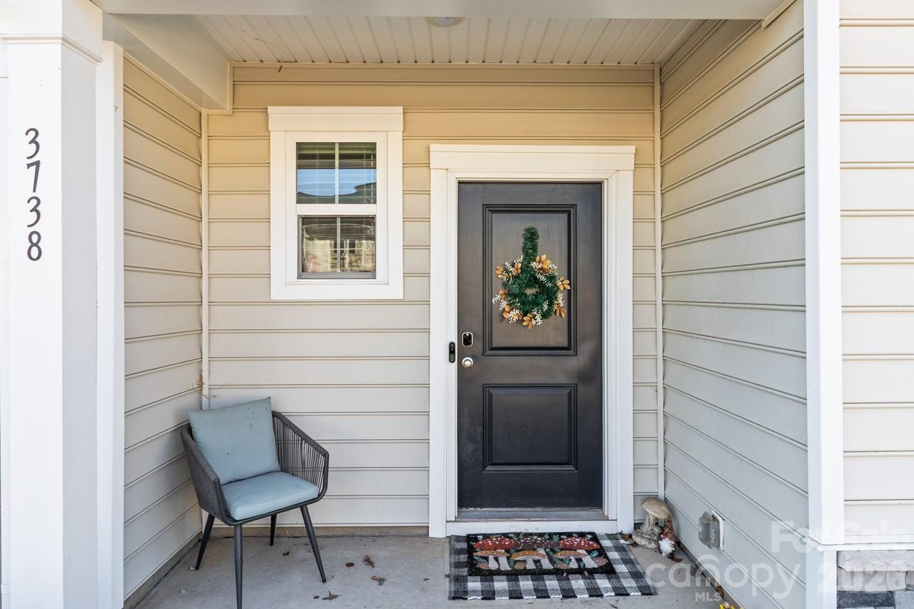 3738 Yorkshire Place