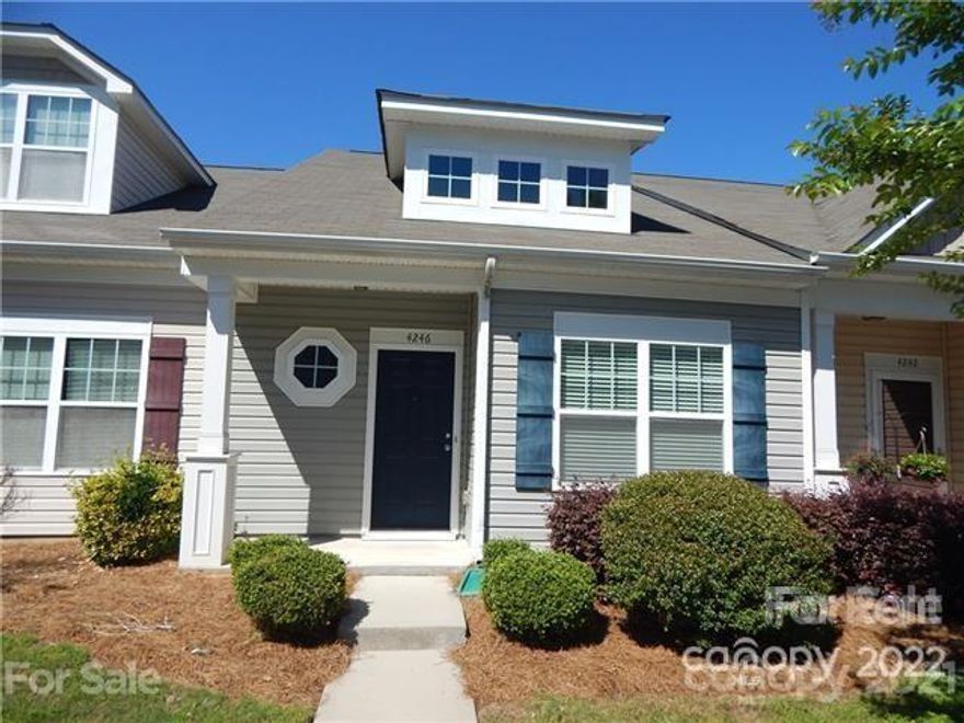 Adorable community in growing Rock Hill. Home includes a large family room, open to the dining rom and kitchen. Kitchen has beautiful granite countertops. Back hallway of the house includes laundry room with washer and dryer included, access to the rear of the house with the 2 parking spaces, and a bedroom with full bathroom. 
Upstairs is a great loft and the large master bedroom with en suite bath. Master bath includes dual sinks, garden tub, and walk in shower.