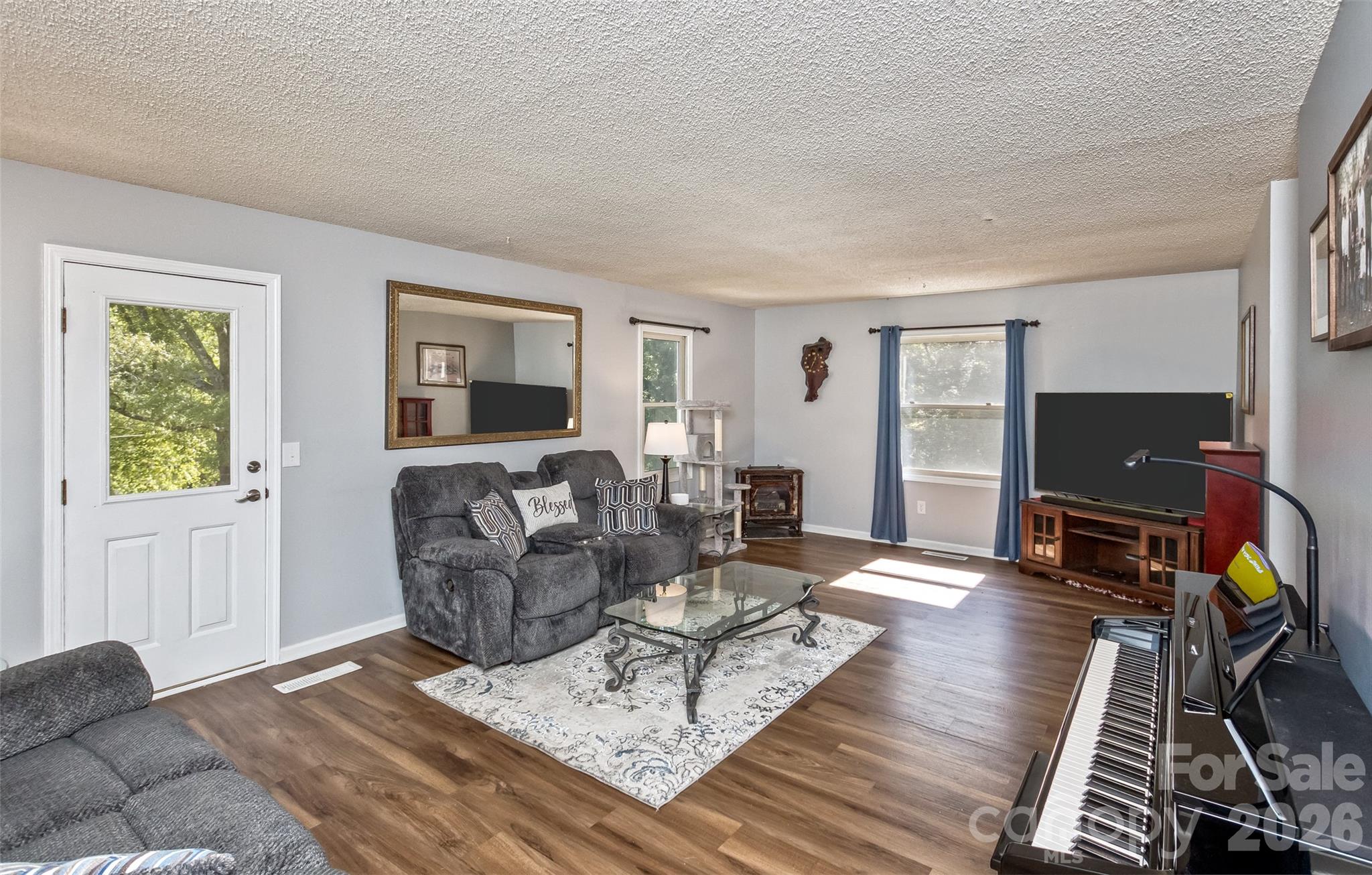 2911 Middleton Place 32