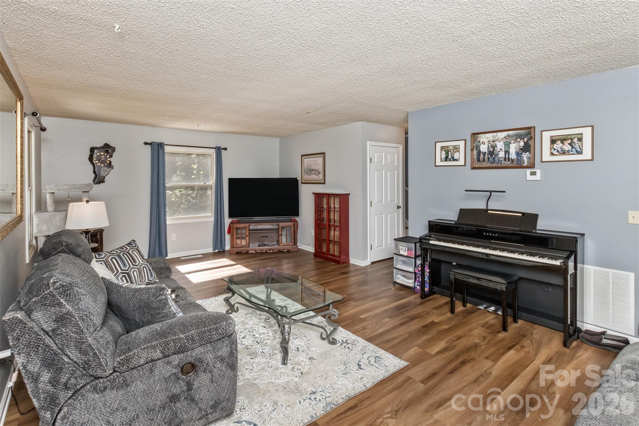 2911 Middleton Place 32