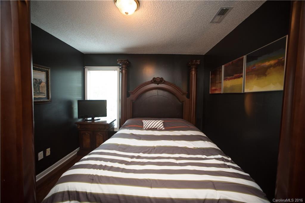 Davidson Woods - Residential