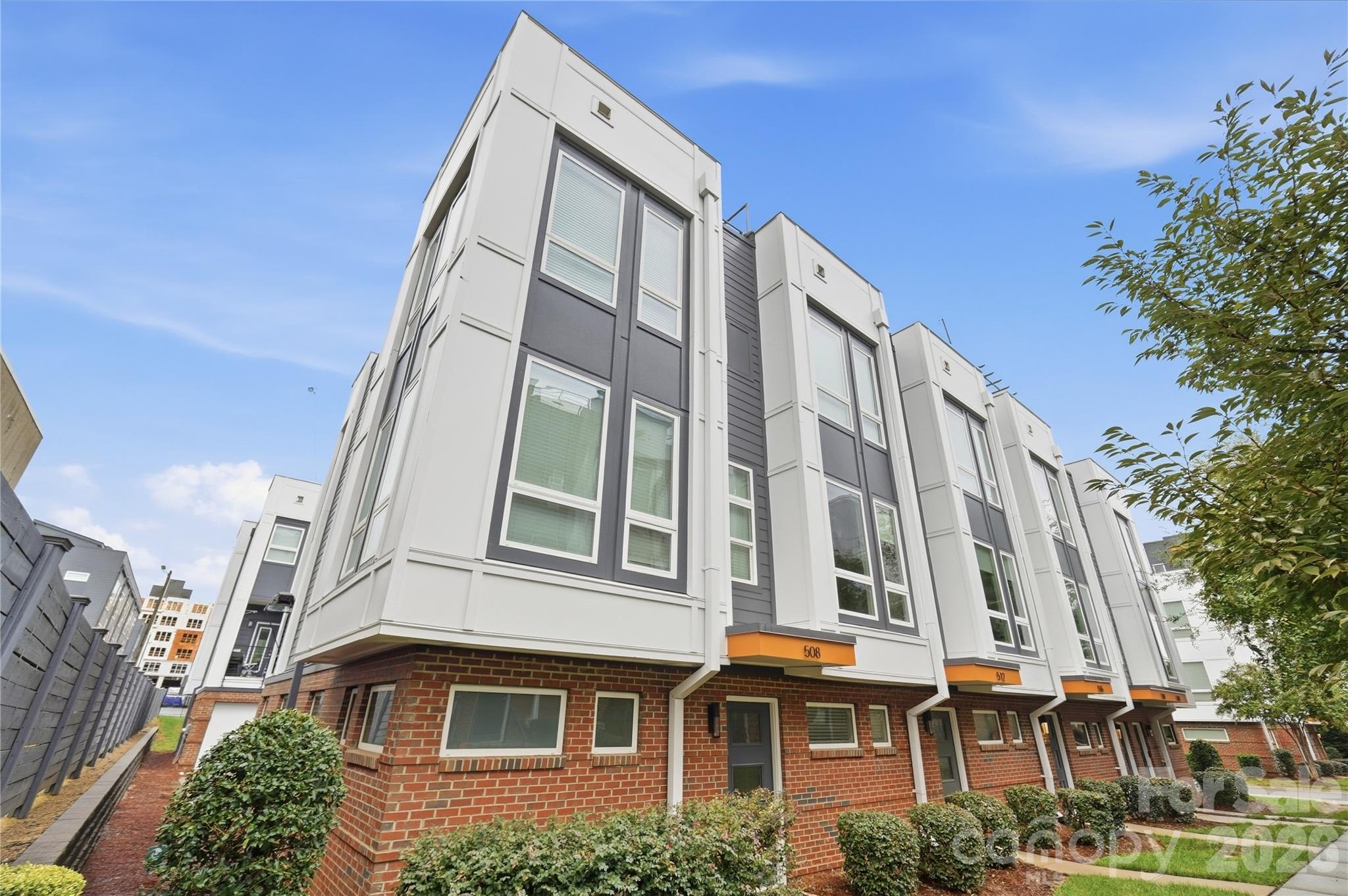 512 Sedgefield Park Drive