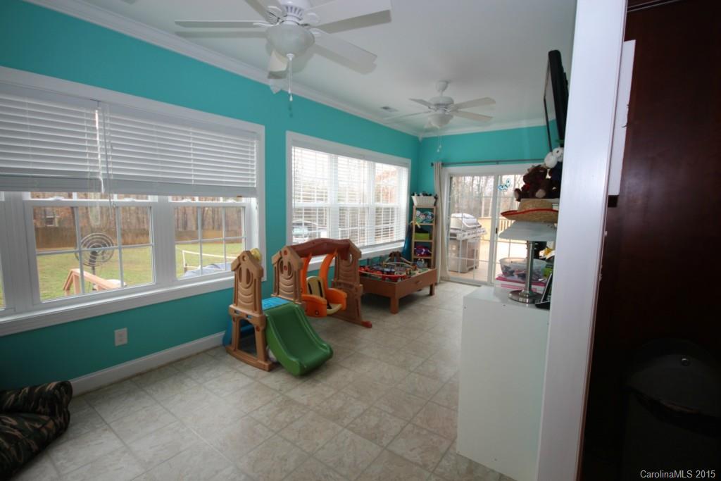 Caroland Acres - Residential