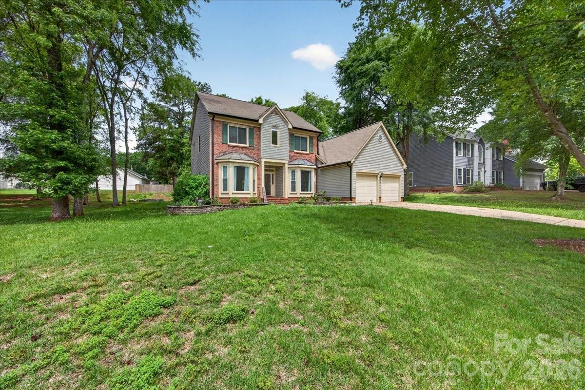 1045 Fairway Ridge Road NW
