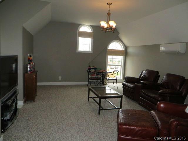 Mill Creek Falls - Residential