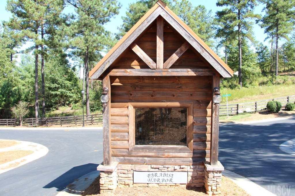 Paradise Harbor - Land