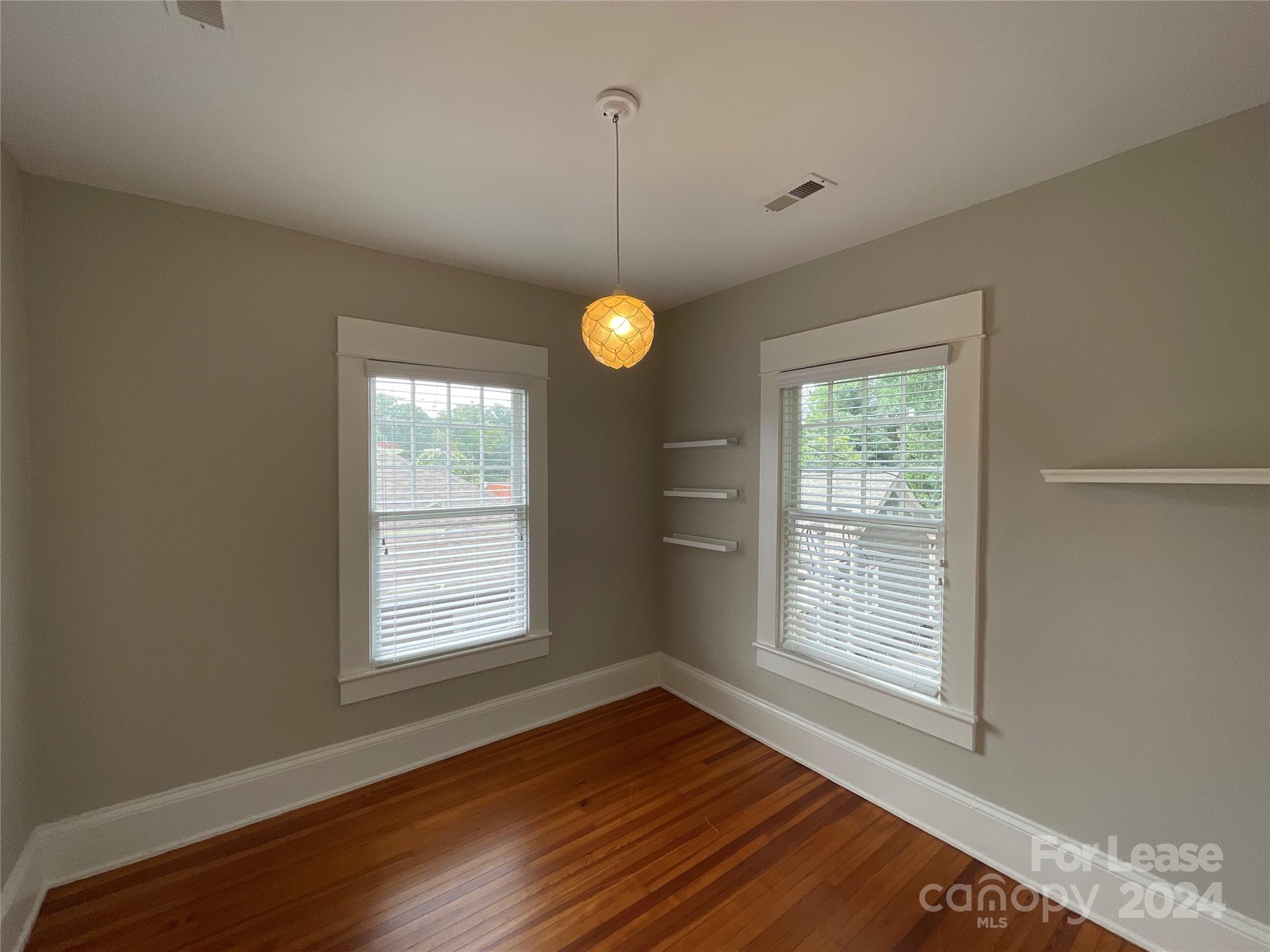 Elizabeth - Residential Lease