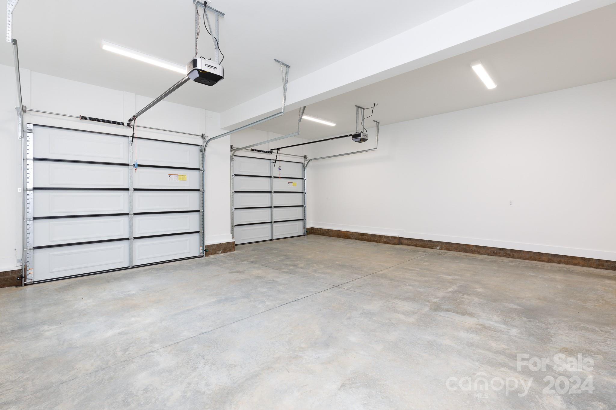 Sanders Landing - Residential