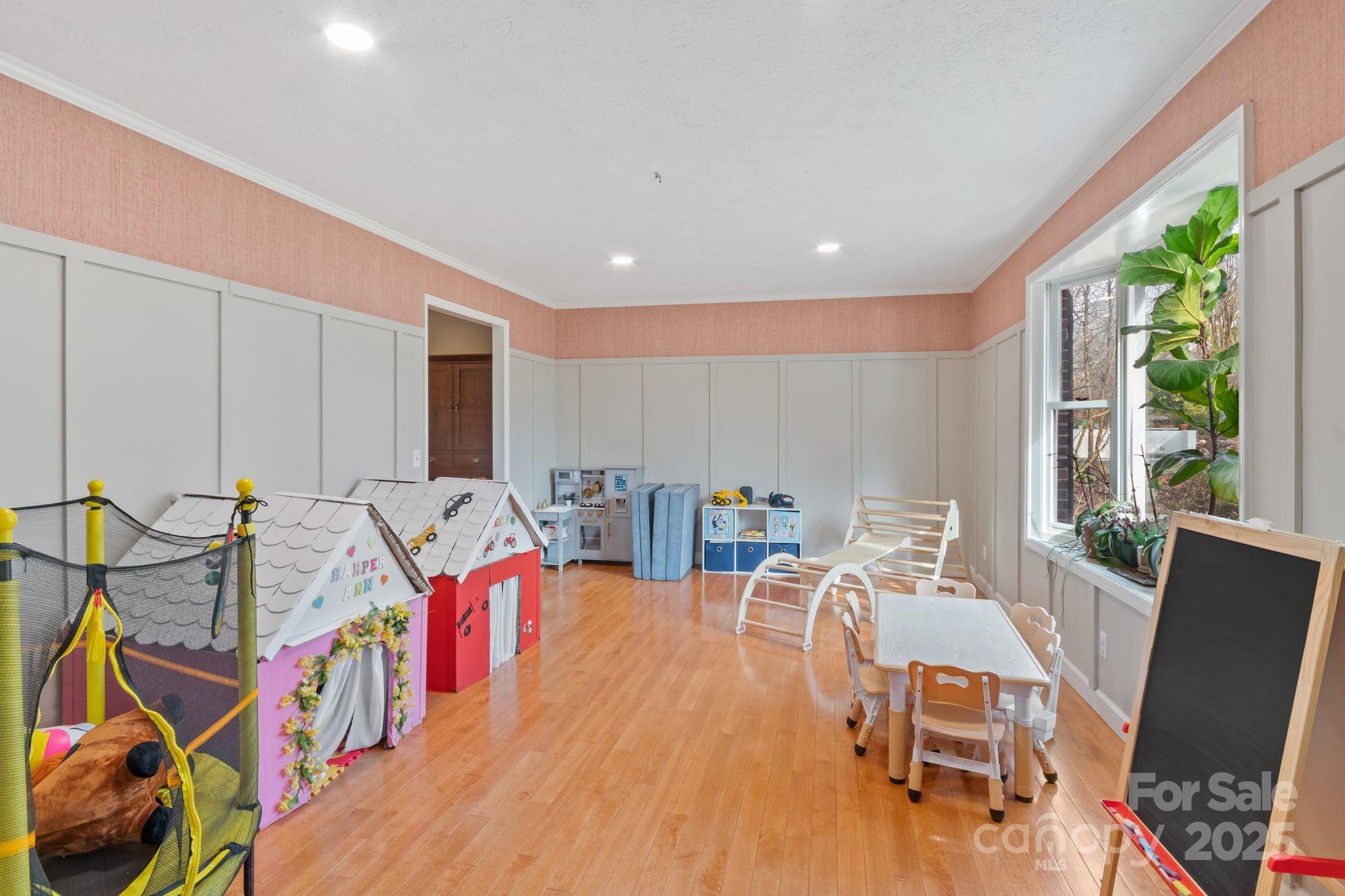 Fox Hollow - Residential