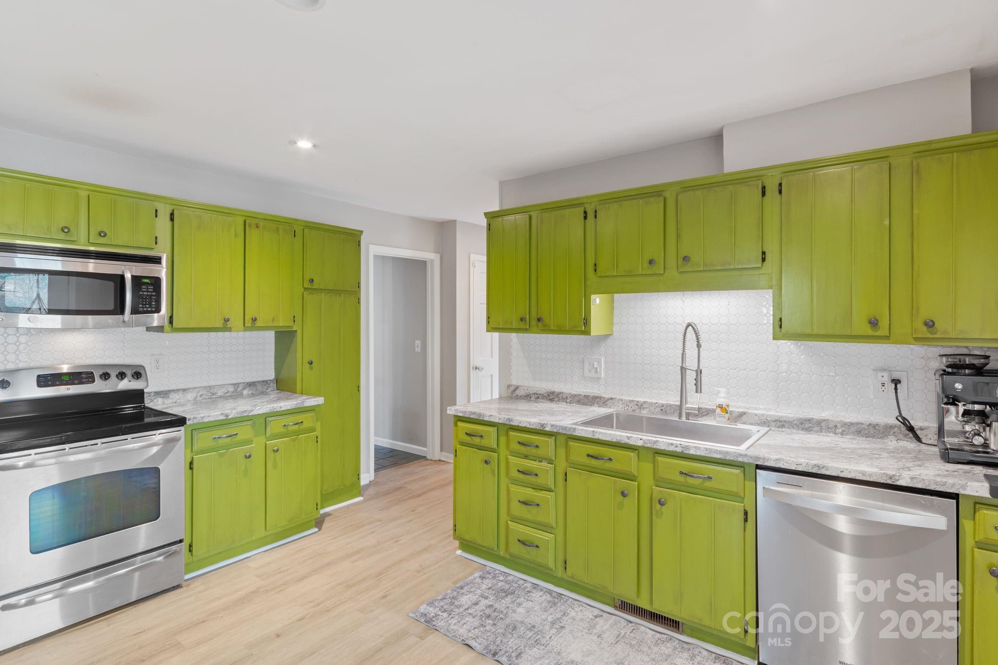 Fox Hollow - Residential