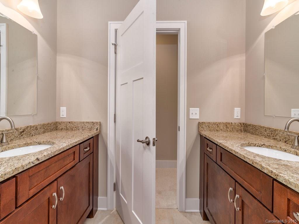 Oak Leaf Forest - Residential