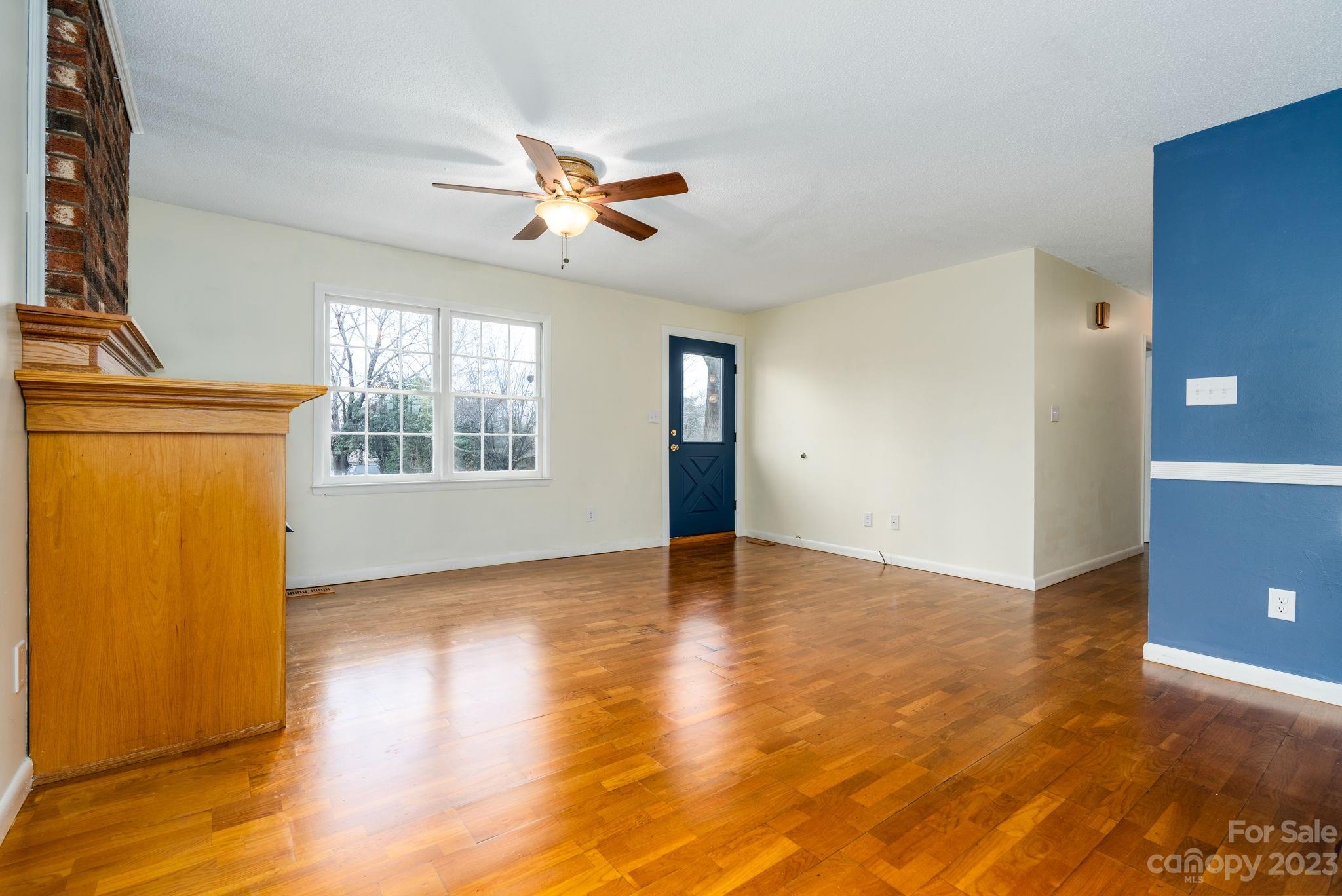 Jamestowne - Residential