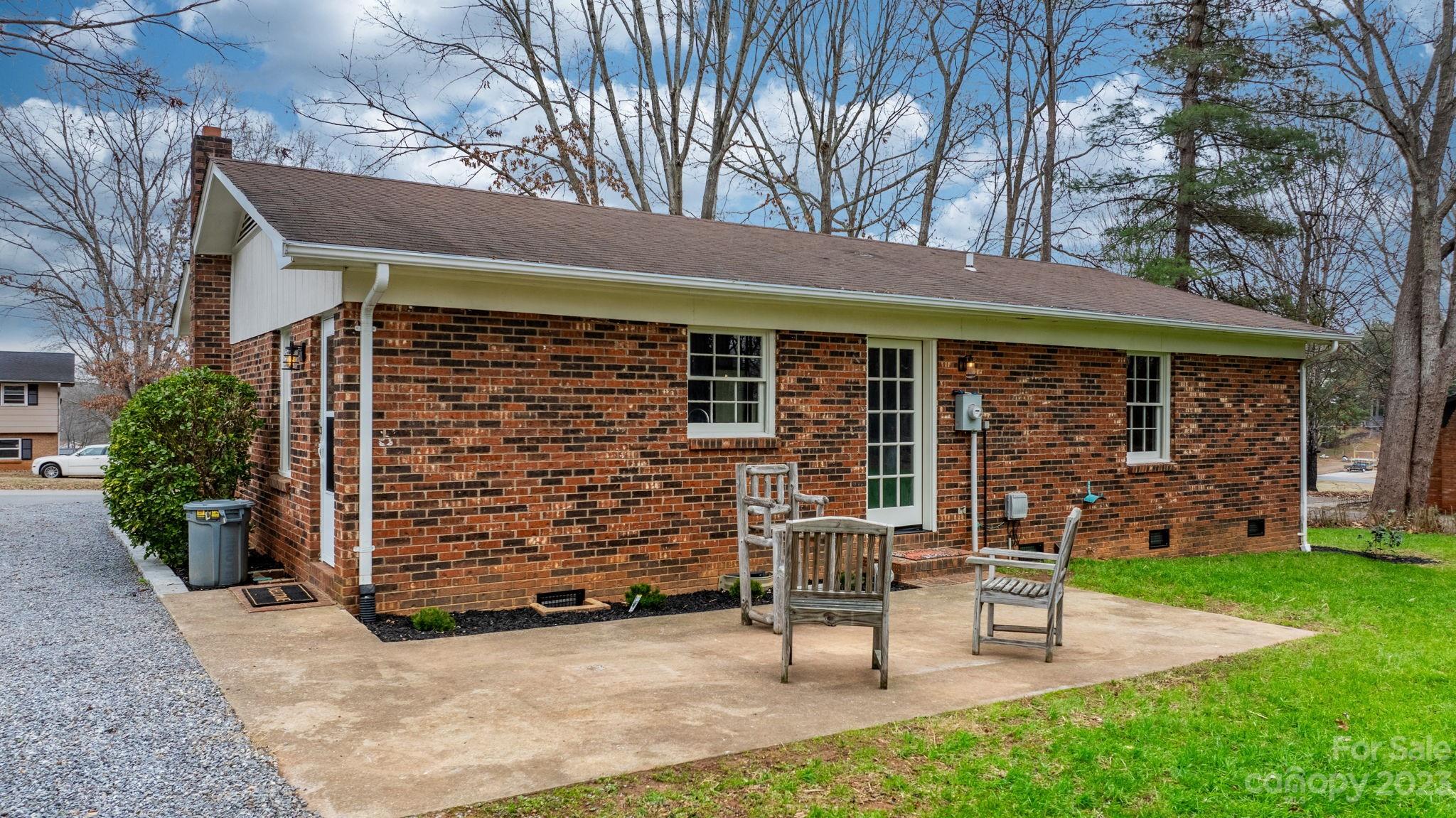 Jamestowne - Residential