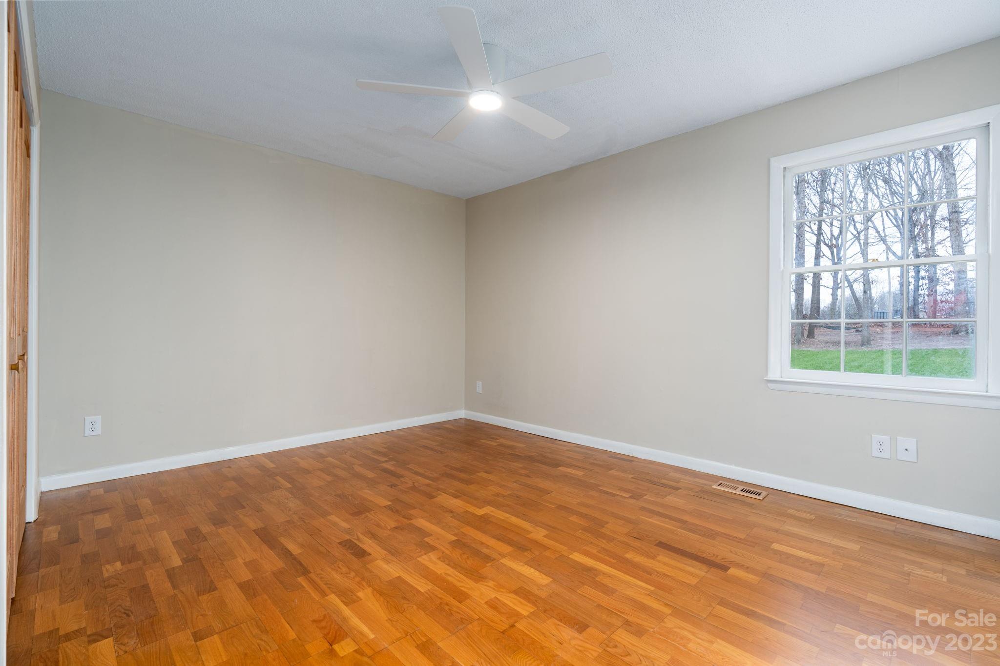 Jamestowne - Residential