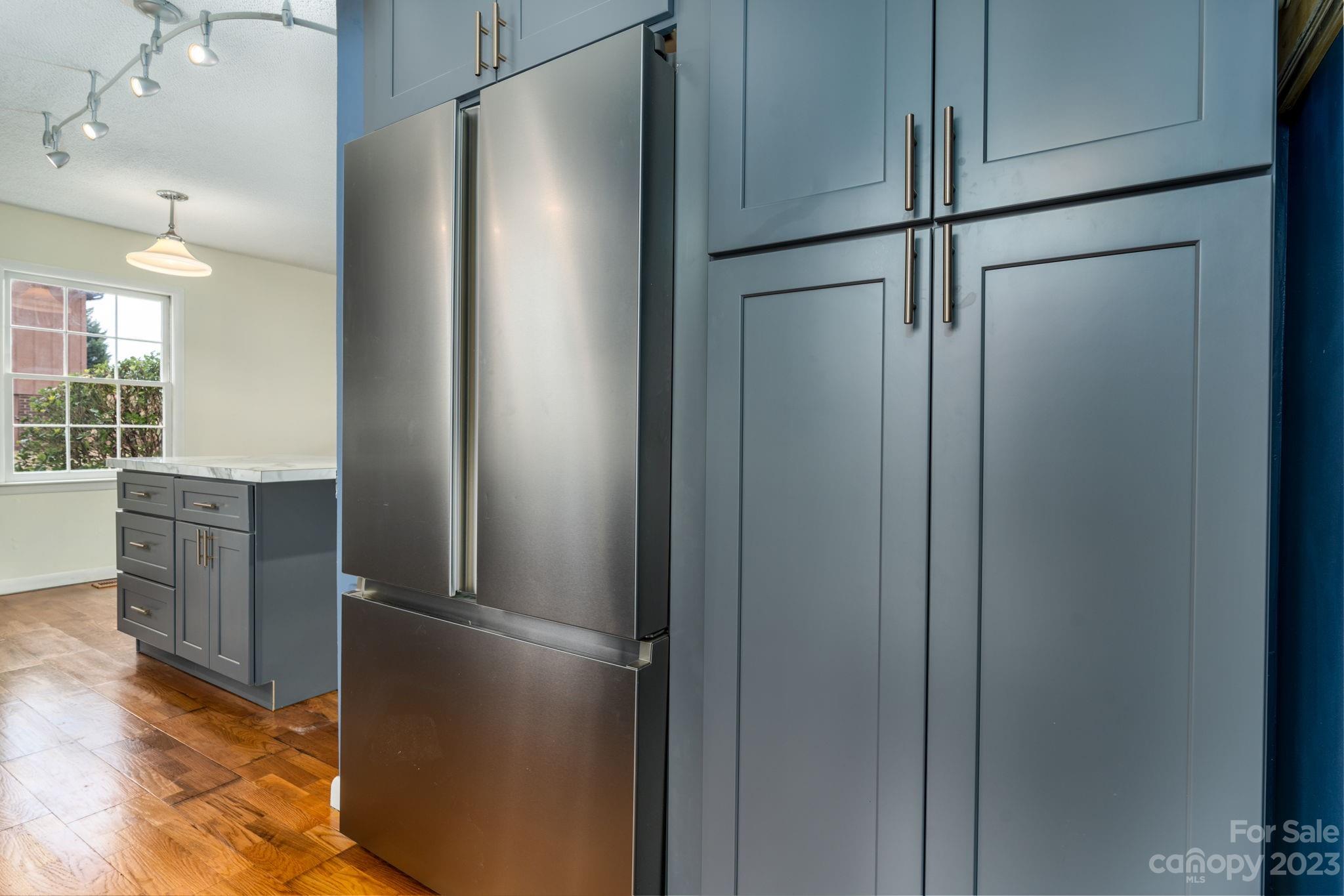 Jamestowne - Residential