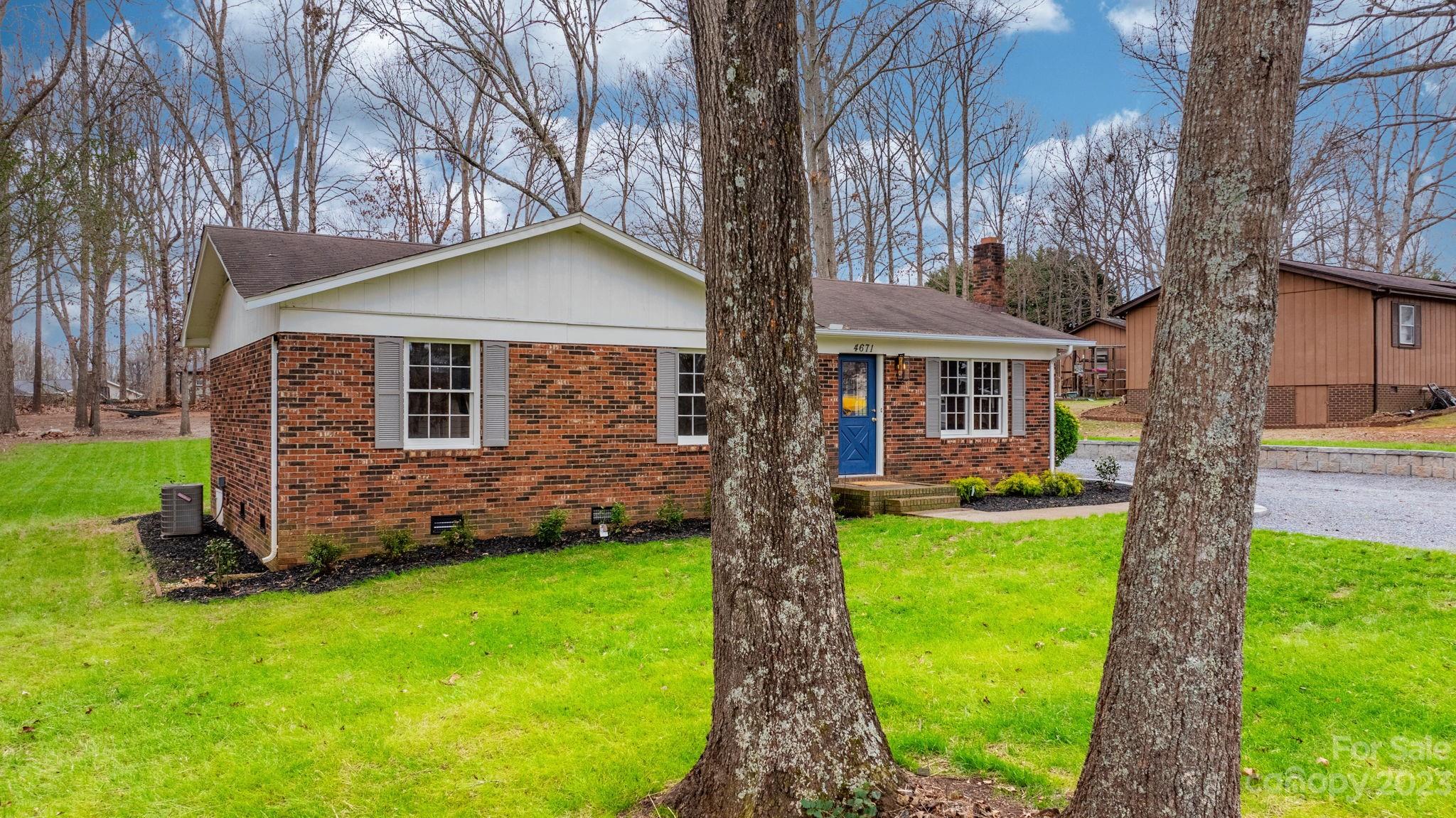 Jamestowne - Residential